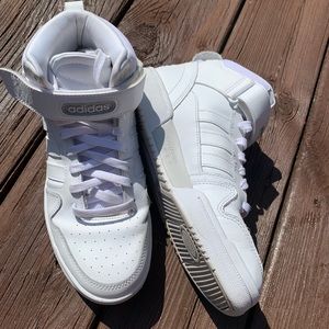 White Adidas Post Move Mid sneakers